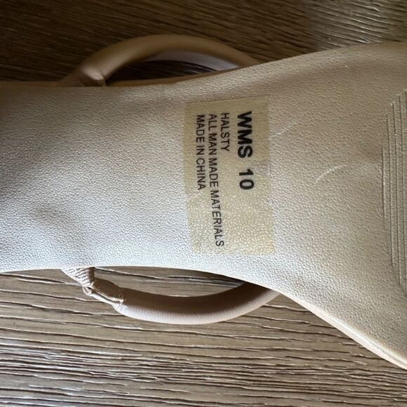 Dolce Vita Halsty Sandal in Carmel - Picture 9 of 9